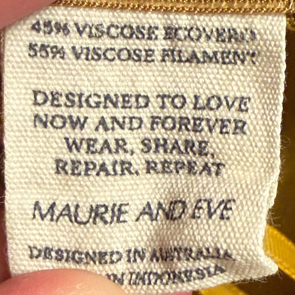 Maurie + Eve silky pleated wide leg pants size 2 US golden yellow boho hippie - Picture 8 of 9